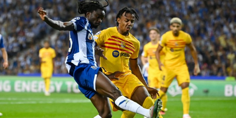 Barcelona v Porto